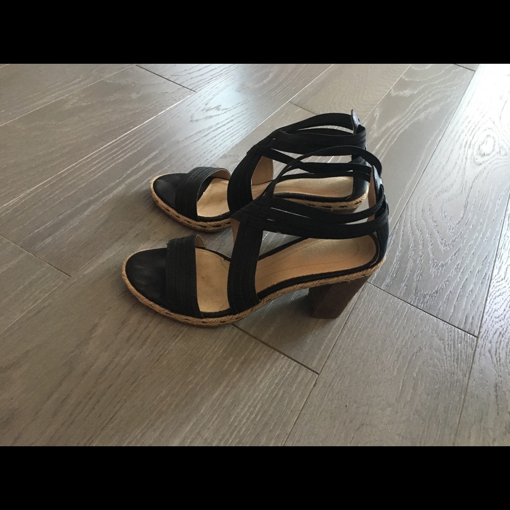 Naturalizer sandals